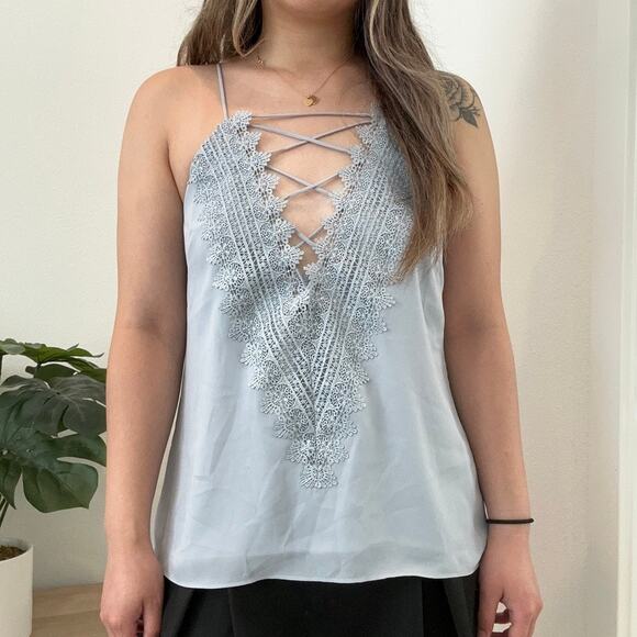 WAYF Posie Pearl Blue lace up criss cross plunge chiffon tank top blouse cami - Picture 3 of 6